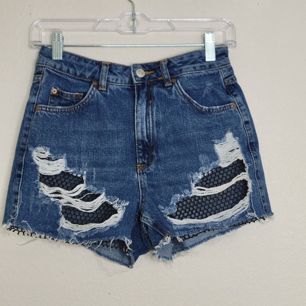 Topshop Moto Mom‎ Denim Shorts Distressed Ripped Black Mesh Blue Size 8